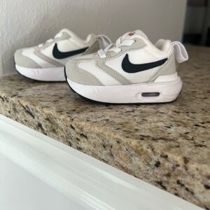 Nike Kids' White and Gray Sneakers